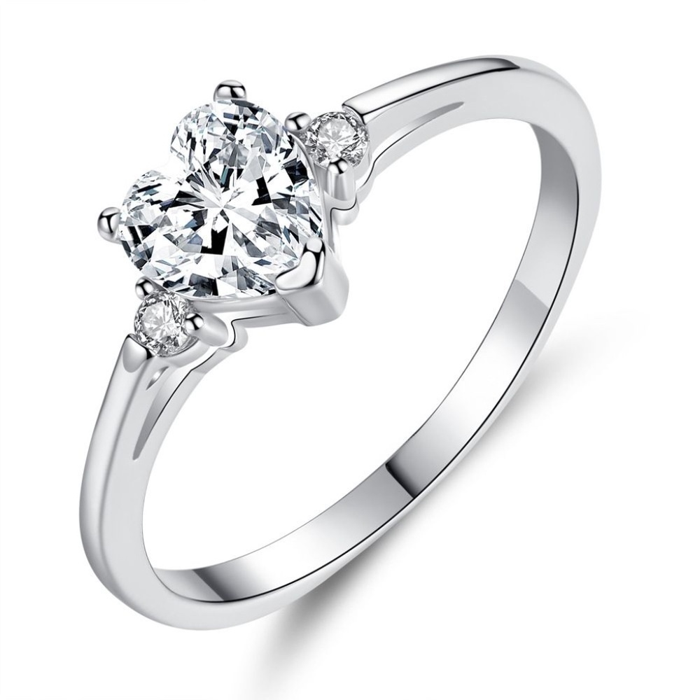 *BIBIANA* Silver Heart Shaped Zircon Ring Size 7